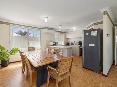 8 Lawrence Place, Lancelin WA 6044