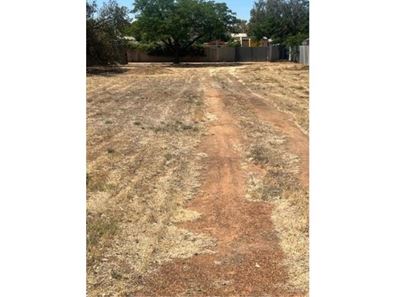 12 Gamenya Avenue, Merredin WA 6415