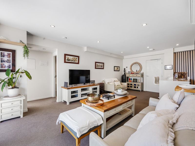 103/3 Homelea Court, Rivervale WA 6103