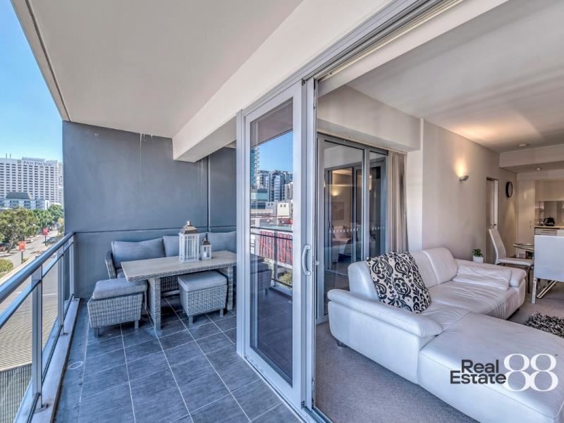 21/148 Adelaide Terrace, East Perth WA 6004
