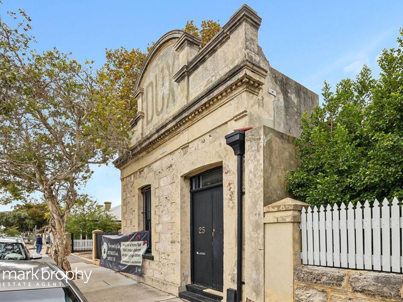 25 Quarry Street, Fremantle WA 6160