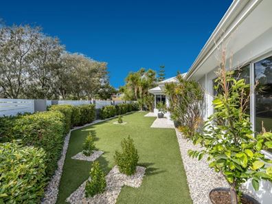1 Beachside Drive, Burns Beach WA 6028