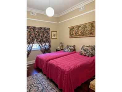 22 Macartney Street, York WA 6302