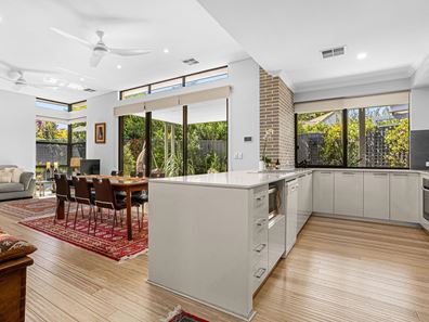 7B Matsen Close, Booragoon WA 6154
