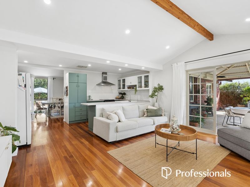30 Peppermint Drive, Greenwood WA 6024
