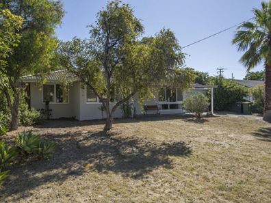 14 Lindy Way,, Camillo WA 6111