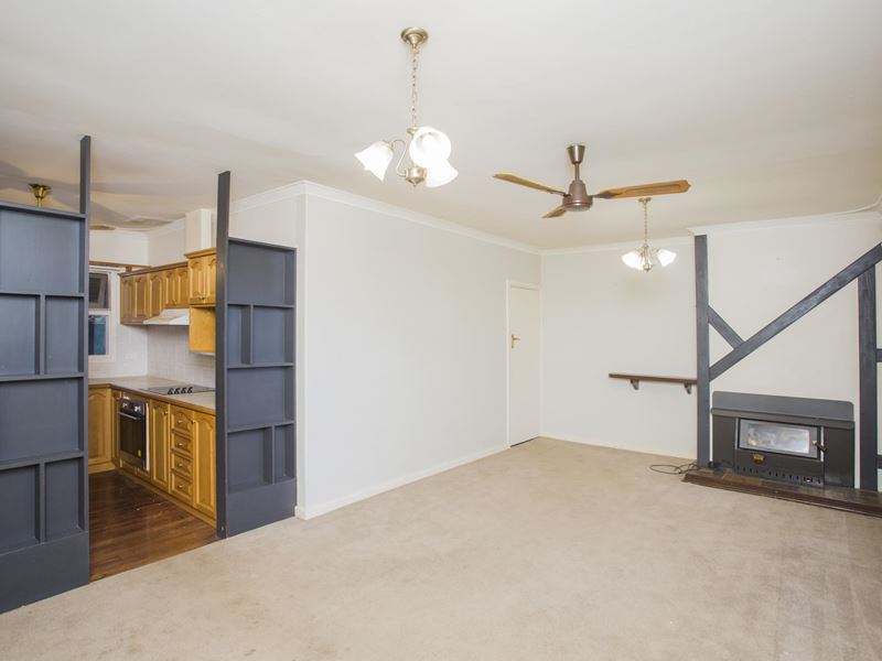 19 Bertram St, Maddington WA 6109