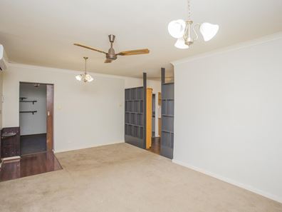 19 Bertram St, Maddington WA 6109