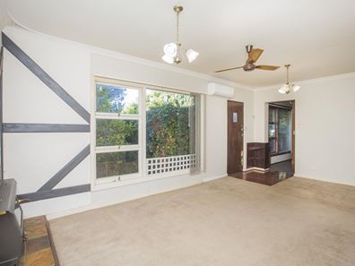 19 Bertram St, Maddington WA 6109