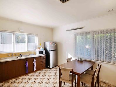 63 Duke Street, Scarborough WA 6019
