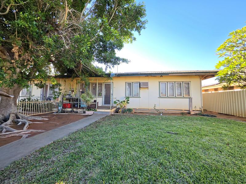 13B Morgan Way, Carnarvon WA 6701