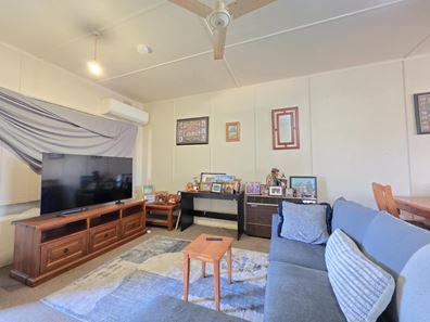 13B Morgan Way, Carnarvon WA 6701