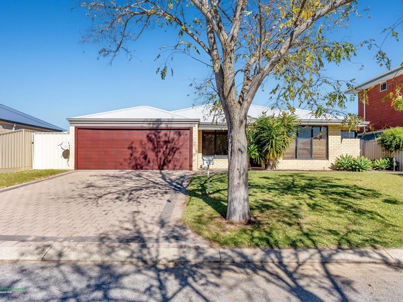 43 Pastrana Crescent, Port Kennedy WA 6172