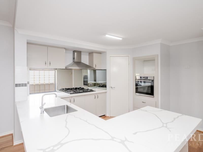 5 Myall Fairway, Clarkson