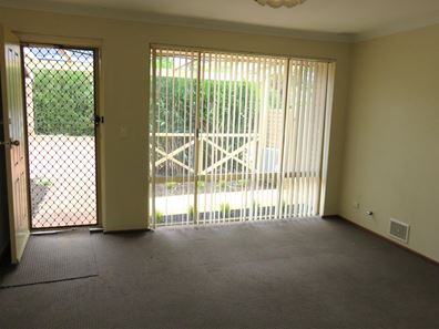 1/4 Neptune Street, Scarborough WA 6019