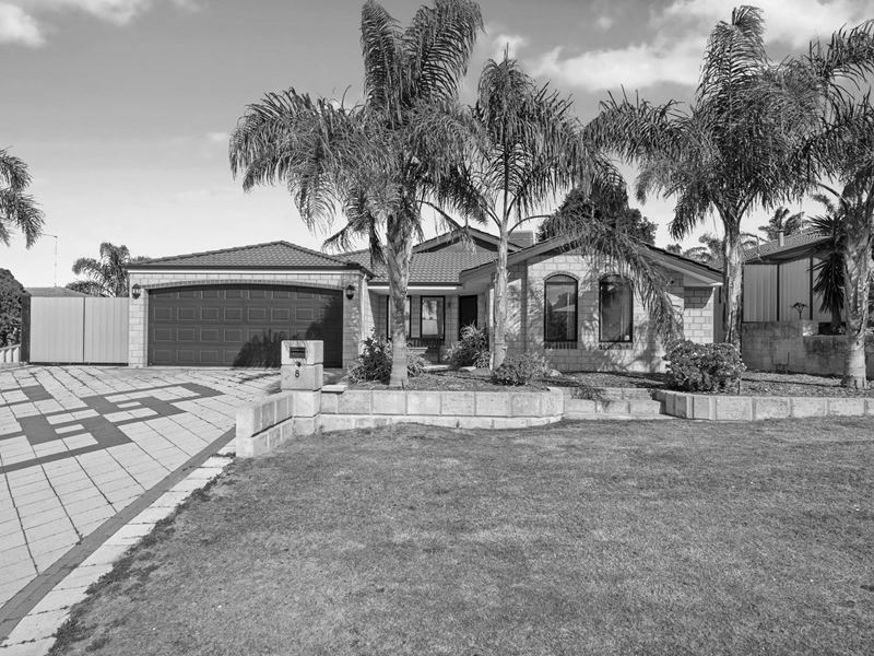 8 Floribunda Avenue, Halls Head