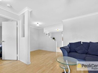 5 Limoges Elbow, Port Kennedy WA 6172