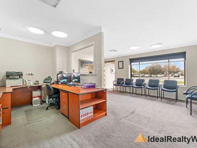 202 High Road , Riverton WA 6148