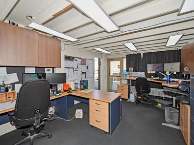 8/30 Peel Road, O'Connor WA 6163