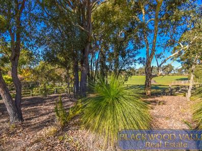 11 Reid Place, Boyup Brook WA 6244