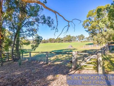 11 Reid Place, Boyup Brook WA 6244