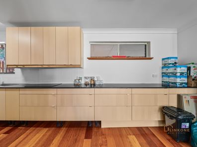 20B Robertson Street, Hazelmere WA 6055