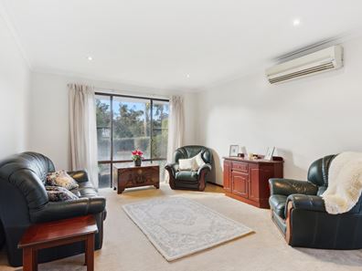 4 Rummer Way, Bateman WA 6150