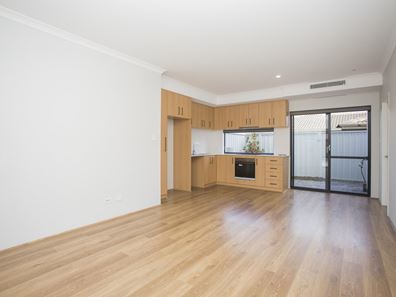4/101 Hamilton Street, Cannington WA 6107