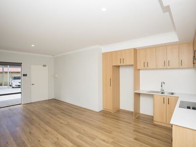 4/101 Hamilton Street, Cannington WA 6107