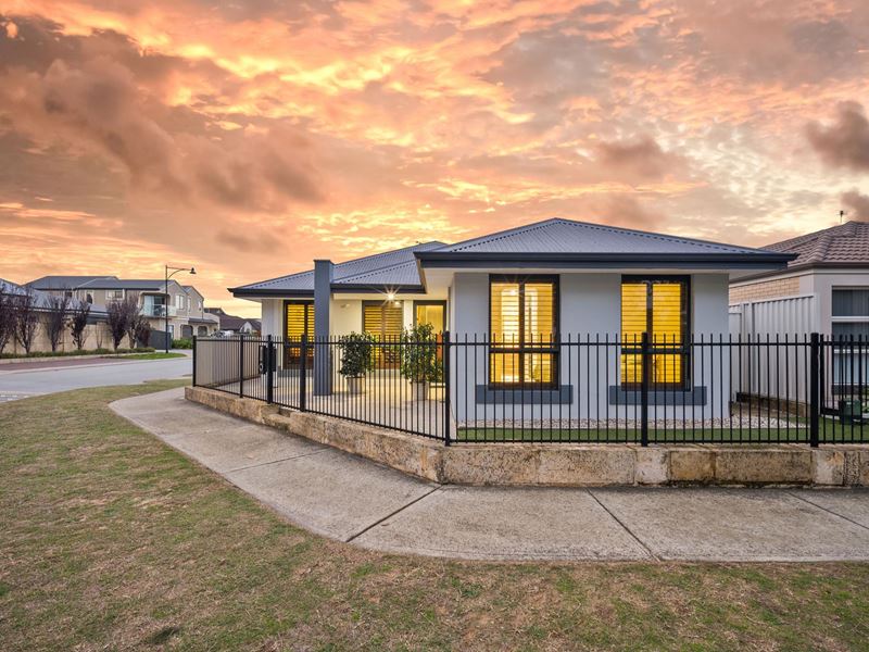 86 Waterfront Parkway, Shoalwater