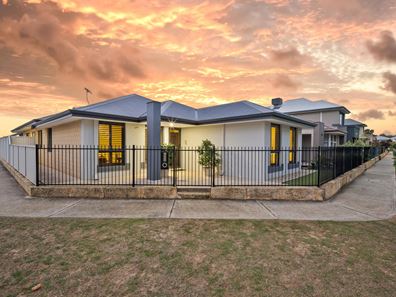 86 Waterfront Parkway, Shoalwater WA 6169