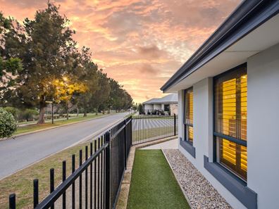 86 Waterfront Parkway, Shoalwater WA 6169