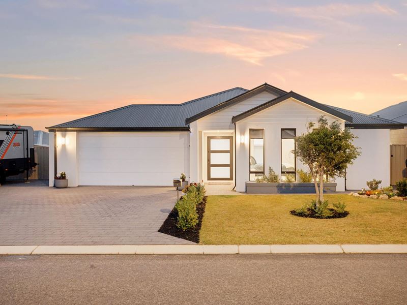3 Harwood  Street, Eglinton WA 6034