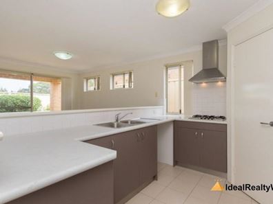 6/17-21 Third Avenue, Kelmscott WA 6111