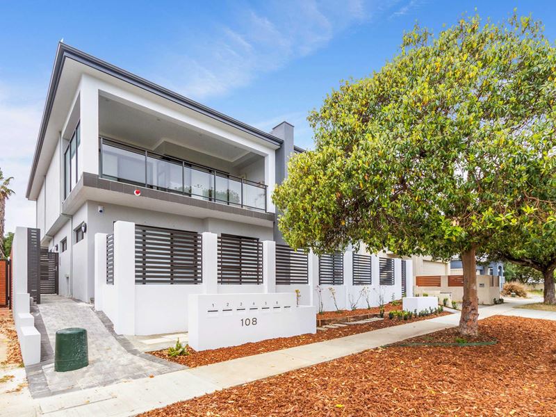 1/108 Duke Street, Scarborough