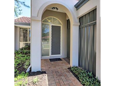 61A Coolgardie St, St James WA 6102