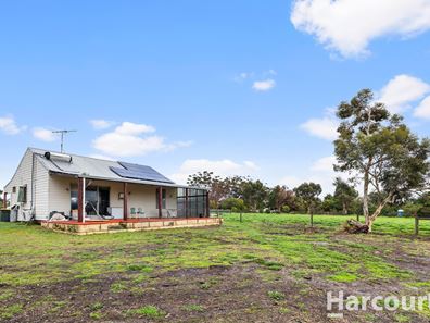 40 Coral Park Drive, North Dandalup WA 6207