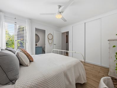 7 Limestone Street, Jindalee WA 6036