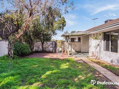 17 Cassinia Road, Duncraig WA 6023