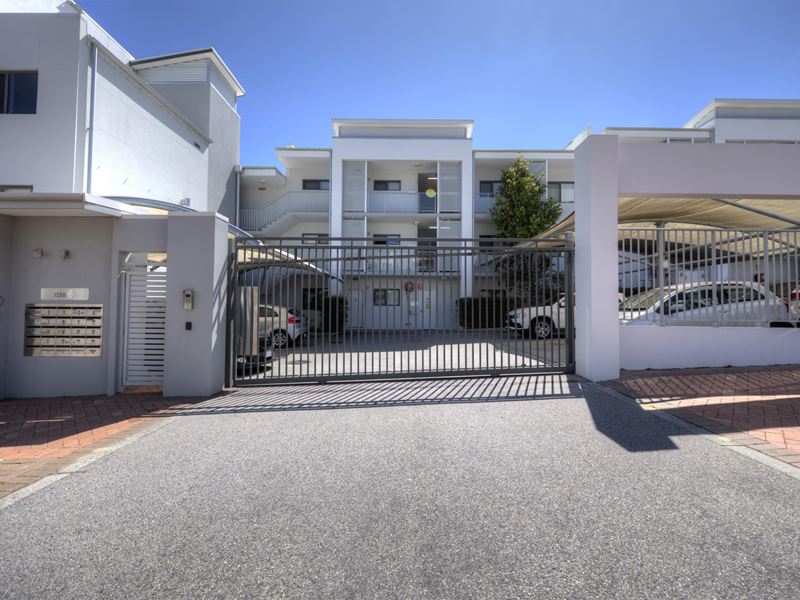 21a/1 Walsh Loop, Joondalup