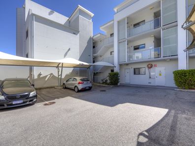 21a/1 Walsh Loop, Joondalup WA 6027
