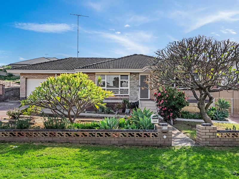 160 Clontarf Road, Hamilton Hill