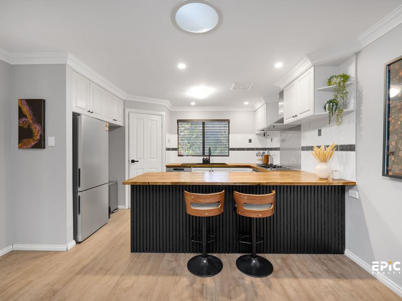 12A Palm Road, Roleystone WA 6111