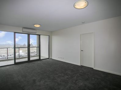 179/2 Signal Terrace, Cockburn Central WA 6164