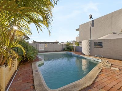 1/53 King George Street, Victoria Park WA 6100