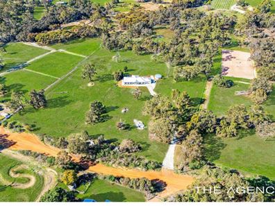 13 Bridgeman Road, Bakers Hill WA 6562