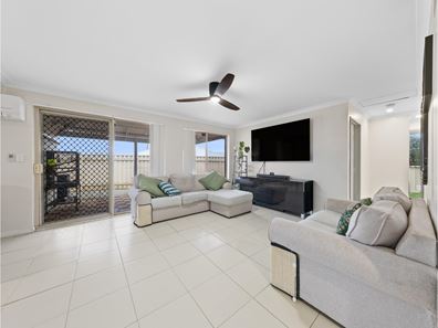 9 Toscana Drive, Merriwa WA 6030
