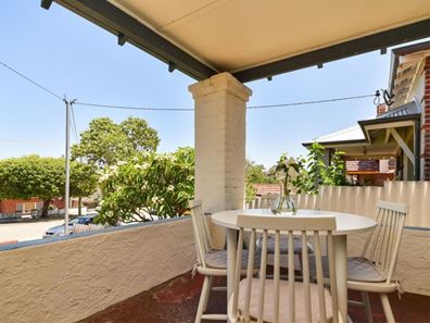 80 Buxton Street, Mount Hawthorn WA 6016