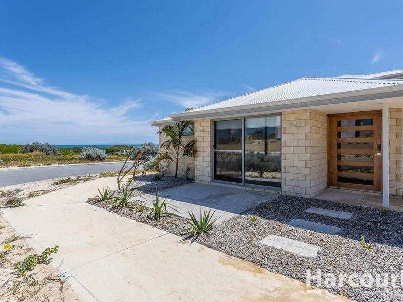 31 Cowaramup Loop, Two Rocks WA 6037