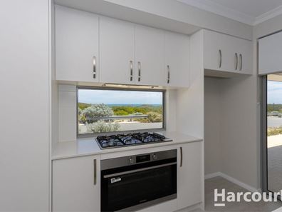 31 Cowaramup Loop, Two Rocks WA 6037